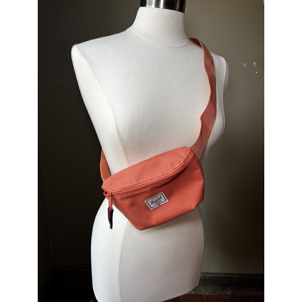 Herschel Crossbody Wasit Fanny Pack Pink